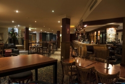 43 Below Bar & Restaurant