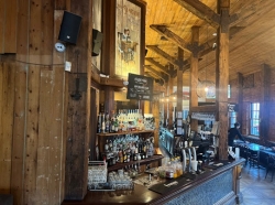 81 Bistro & Taphouse
