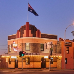 Australian Hotel