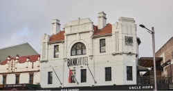 Bank Hotel