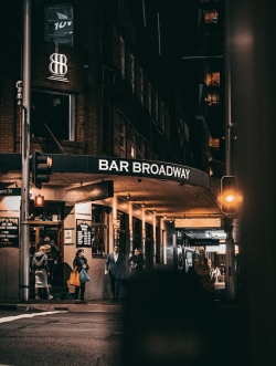 Bar Broadway