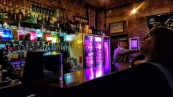 Bazoo Bar