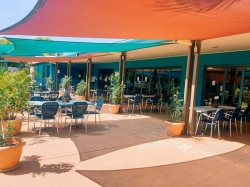 Blacks Beach Tavern