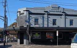 Browns Corner Hotel