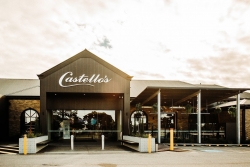 Castello's Cardinia Hotel