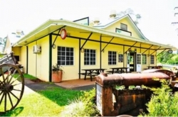 Channon Hotel