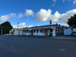 Commercial Hotel Koroit