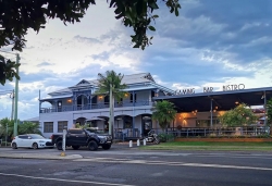 Commercial Hotel