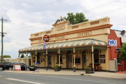 Courthouse Hotel