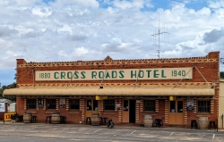 Cross Roads Hotel