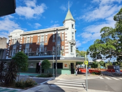 Crown And Anchor Hotel