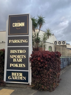 Crown Hotel Lutwyche