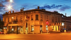 Cumberland Hotel