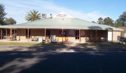 Dog'n Bull Hotel