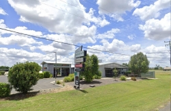 Dooley’s Taverna and Motel