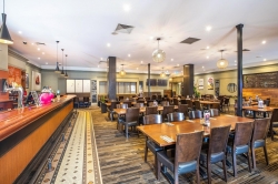 Eltham Hotel