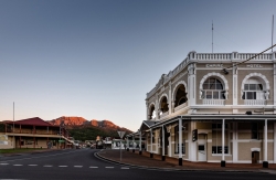 Empire Hotel