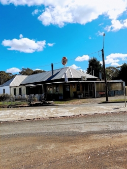 Forest Reef Tavern