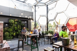 Gladstone Park Hotel