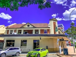 Golden Fleece Hotel