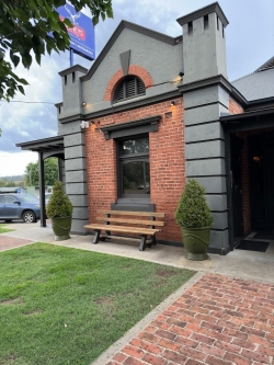 Graze Willow Tree Inn