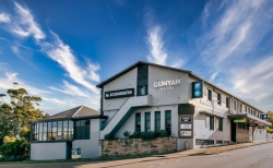 Gunyah Hotel