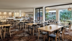 Holiday Inn