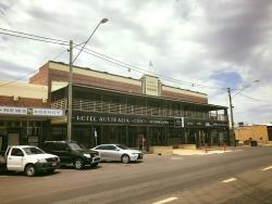 Hotel Australia Miles