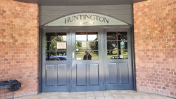 Huntington Tavern