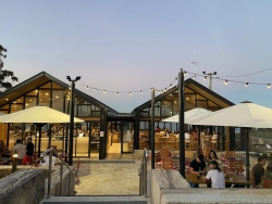 Huskisson Hotel