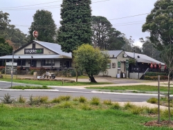 Kinglake Pub
