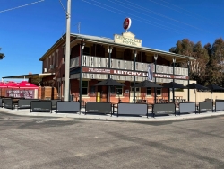 Leitchville Hotel