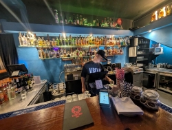 Lustre Lounge