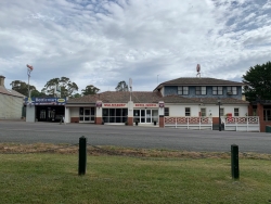 Malmsbury Hotel