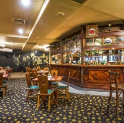 Monash Hotel