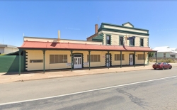 Mr Pickwick's Restaurant & Wine Bar