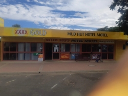 Mud Hut Hotel Motel