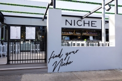 Niche Bar