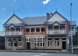 Normanby Hotel