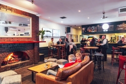 Peacock Inn Bar And Cafe