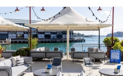 Pier Bar