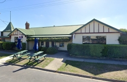 Poowong Hotel