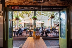 Queens Tavern