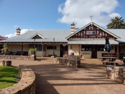 Quindanning Tavern