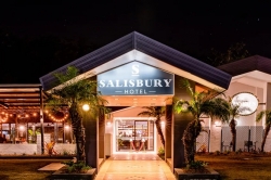 Salisbury Hotel