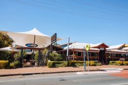 Samford Valley Hotel