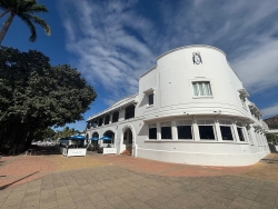 Seaview Hotel