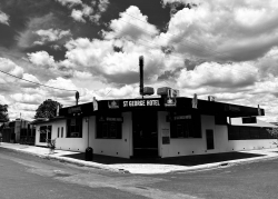 St George Hotel and Motel
