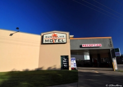 Sun Palms Hotel Motel