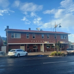 Tallangatta Hotel